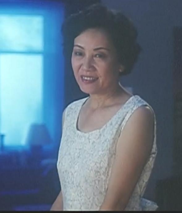 俞平电影全回顾,兼论她与萧马,李准,严歌苓关系背后的编剧体系__凤凰