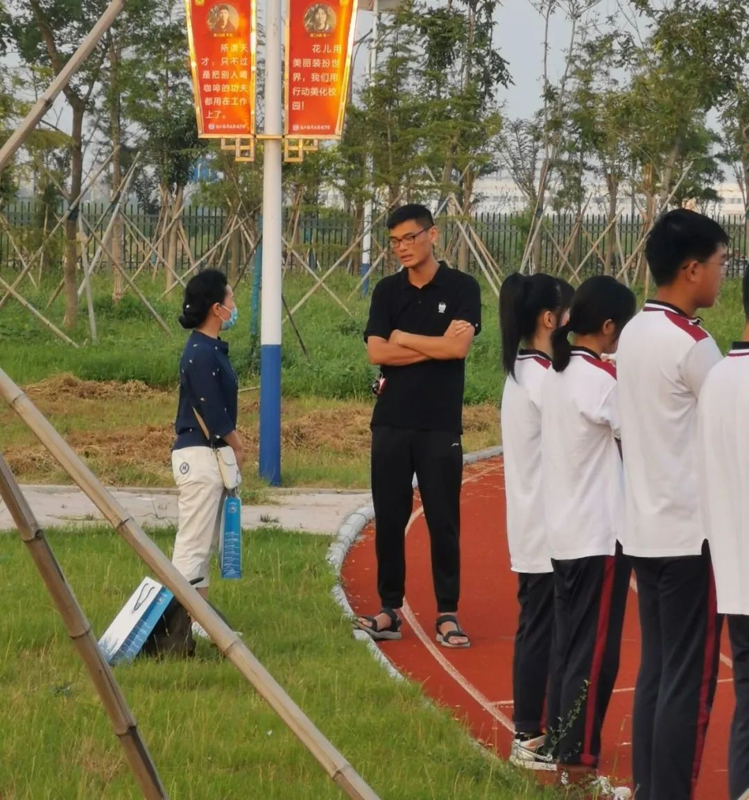 连云港华杰中学图片