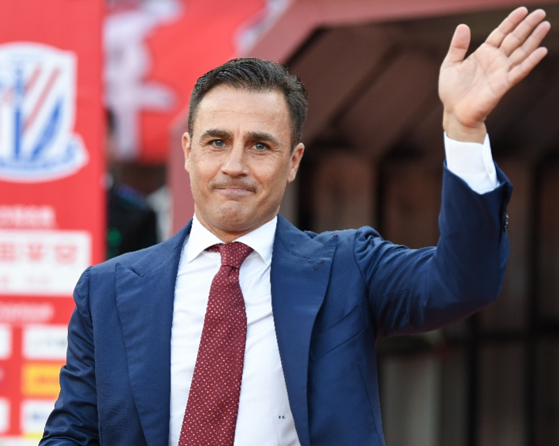 40岁郑智首次当选广东足球先生,卡纳瓦罗被评为最佳教练