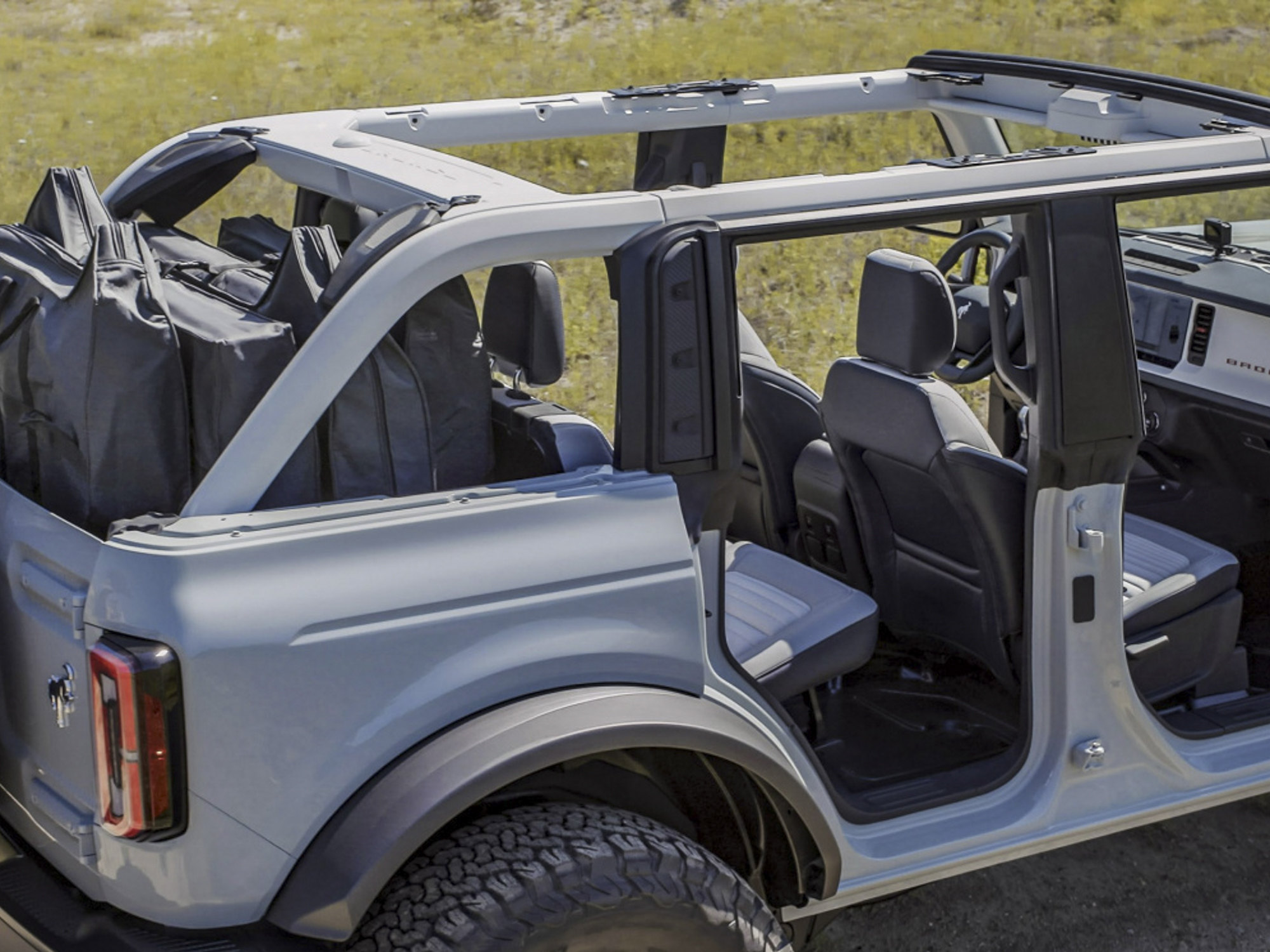 福特全新bronco还未上市就被预订一空,牧马人还香吗?