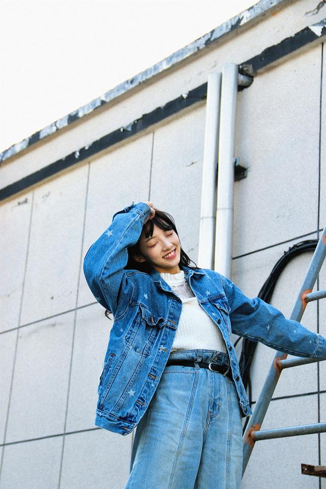 范薇《嘉人本色》毕业,可盐可甜尽显独特魅力