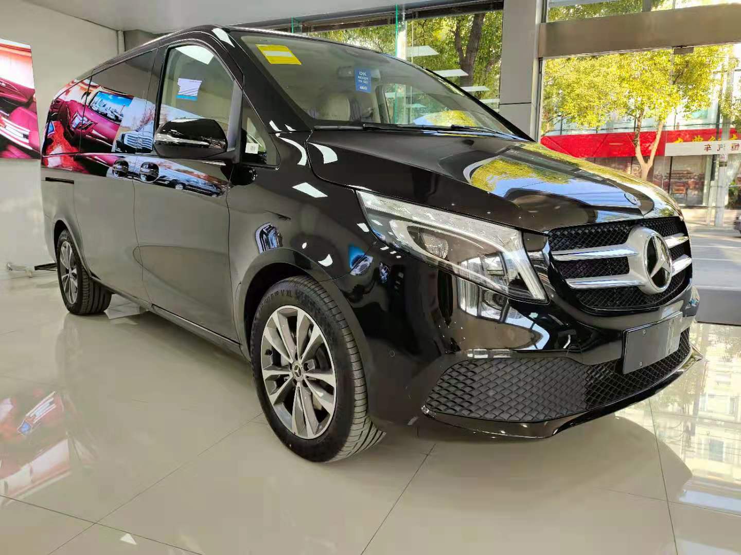 2020款奔驰威霆九速版豪华升级家用改装