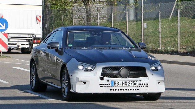 21改款奔驰e Coupe谍照曝光换新前脸 手机凤凰网