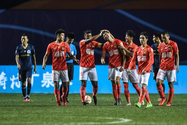 大连赛区迎回球迷 “<em>广州</em><em>德比</em>”将开放1500个观众席