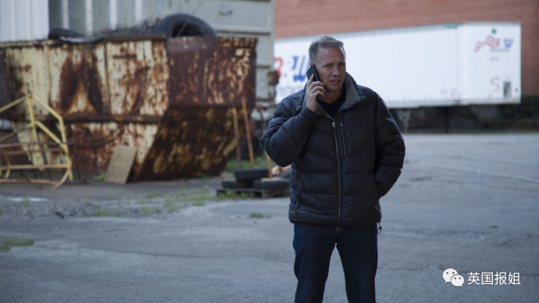 美国亿万富翁被剥夺身份后,靠捡垃圾90天内再挣百万?