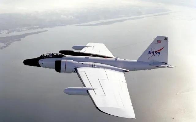 堪培拉:服役至今的世界第一代喷气式轰炸机