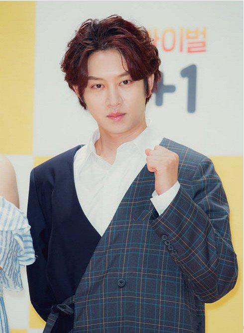 金希澈谈公开恋情后心情