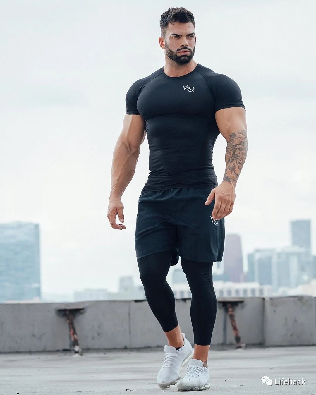 一张裸照征服全世界这个男人的肉体简直逆天了