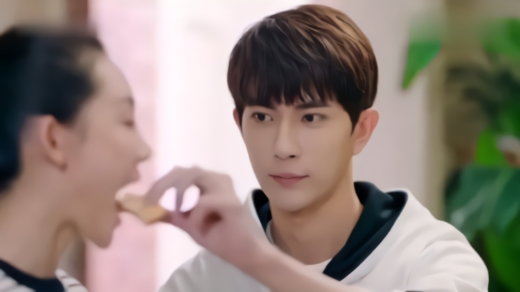 青春抛物线:哥哥实力宠妹妹,一听妹妹抬不起胳