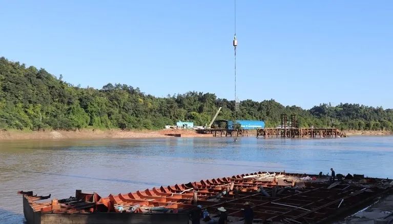 整治完成!乐山18艘餐饮趸船全部"上岸"