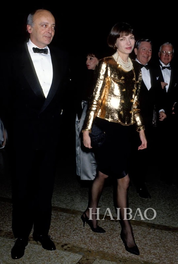 安娜&middot;温图尔 (Anna Wintour)