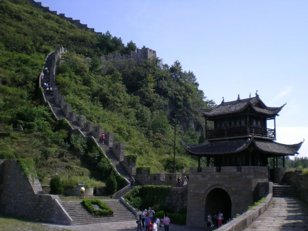 苗疆边墙:揭秘明清两大帝国的南方长城