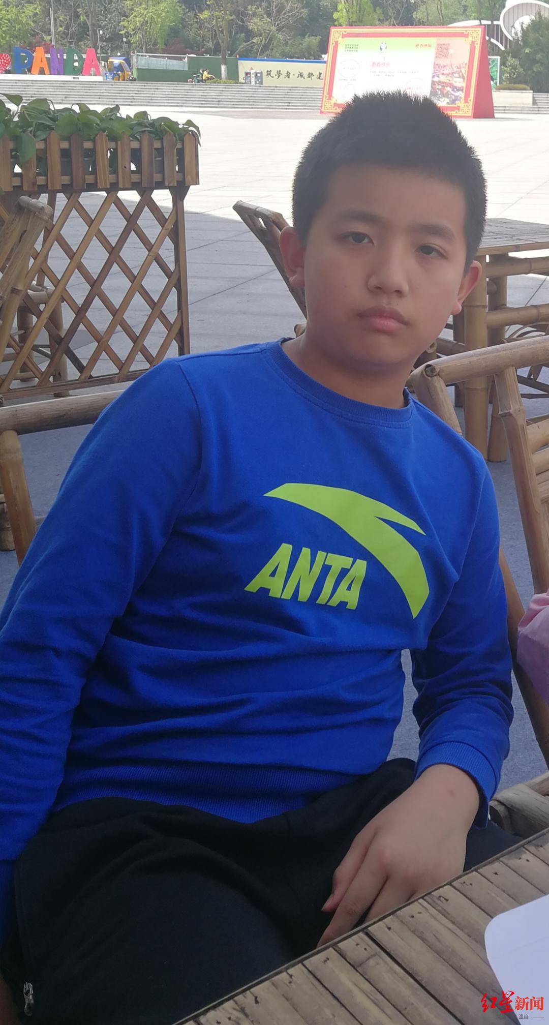 成都13岁男孩离家出走6天未归家属报警监控显示最后出现在双流区