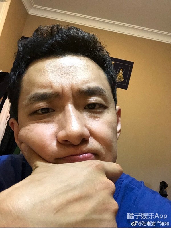 还记得剧版《匆匆那年》里的赵烨吗?他现在长这样