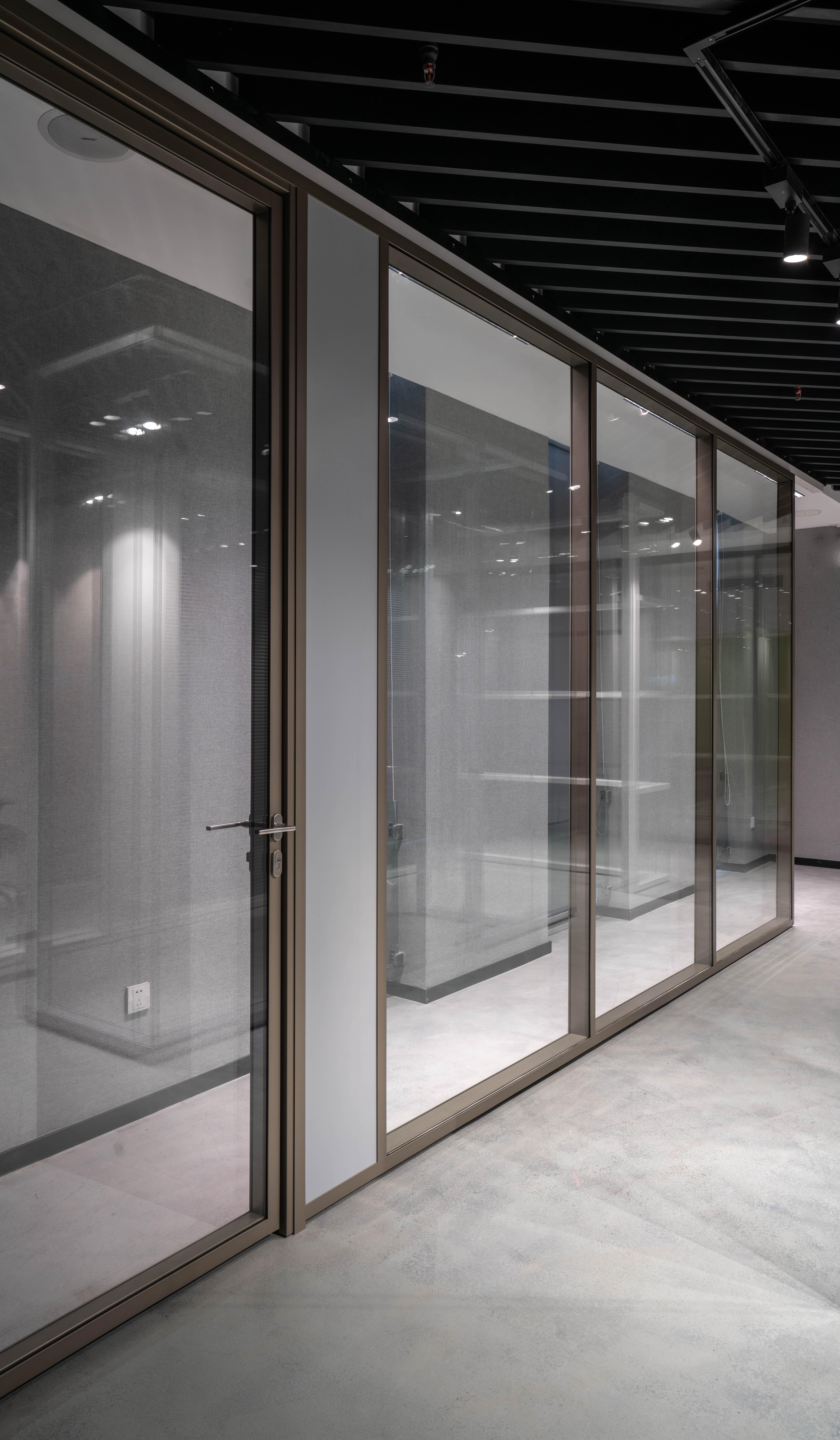 上海格墙—隔热型防火玻璃隔墙__凤凰网