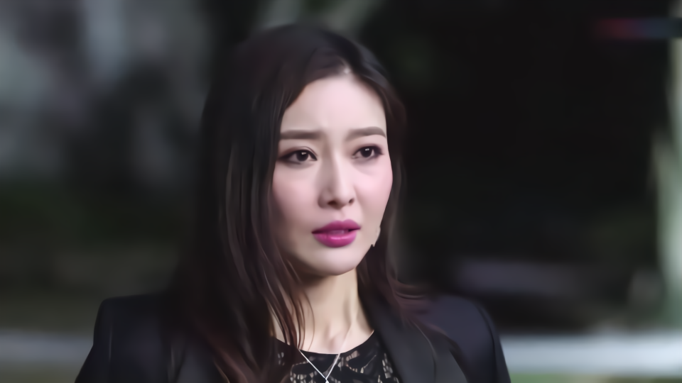 富婆叫代驾,没想到一眼就被代驾大叔迷住,简直