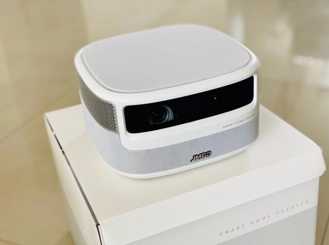 坚果j9和当贝f1c画面对比测评,实拍对比二者画面真实效果