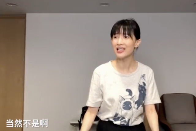 “让孩子随父姓的papi酱，不配当独立女性。”_凤凰网时尚_凤凰网