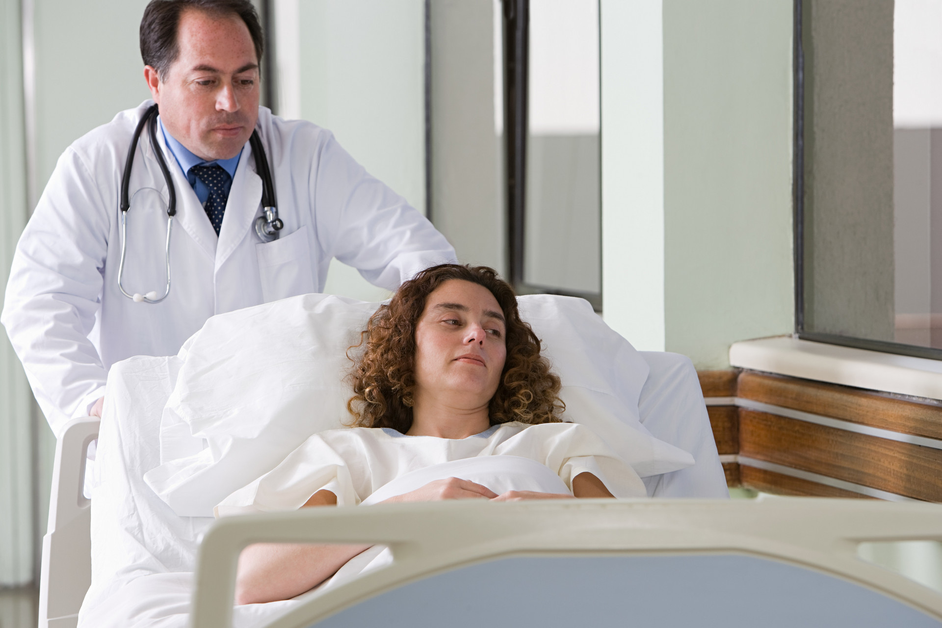 了解产后第一天要做的事,原来卧床还有讲究__凤凰网