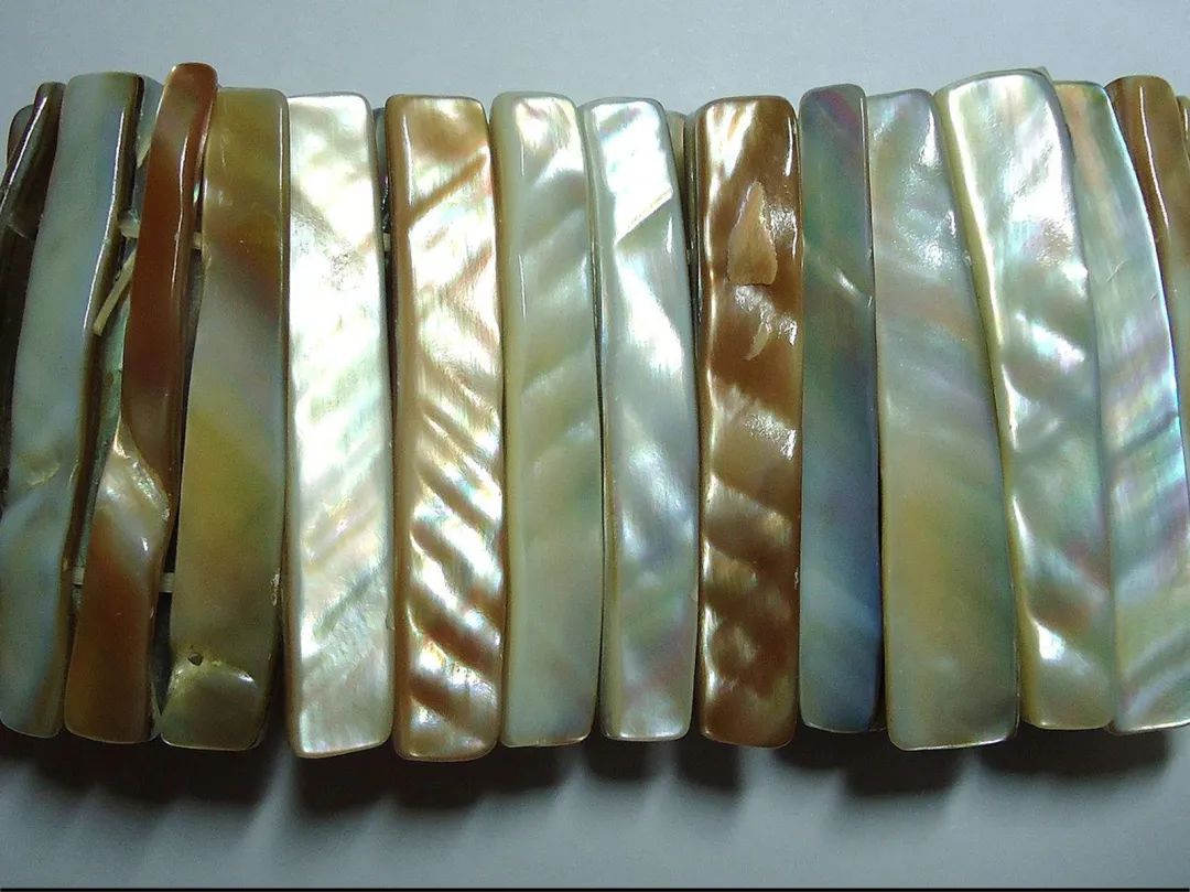 看过老铁开蚌没?看完蚌都要气昏厥