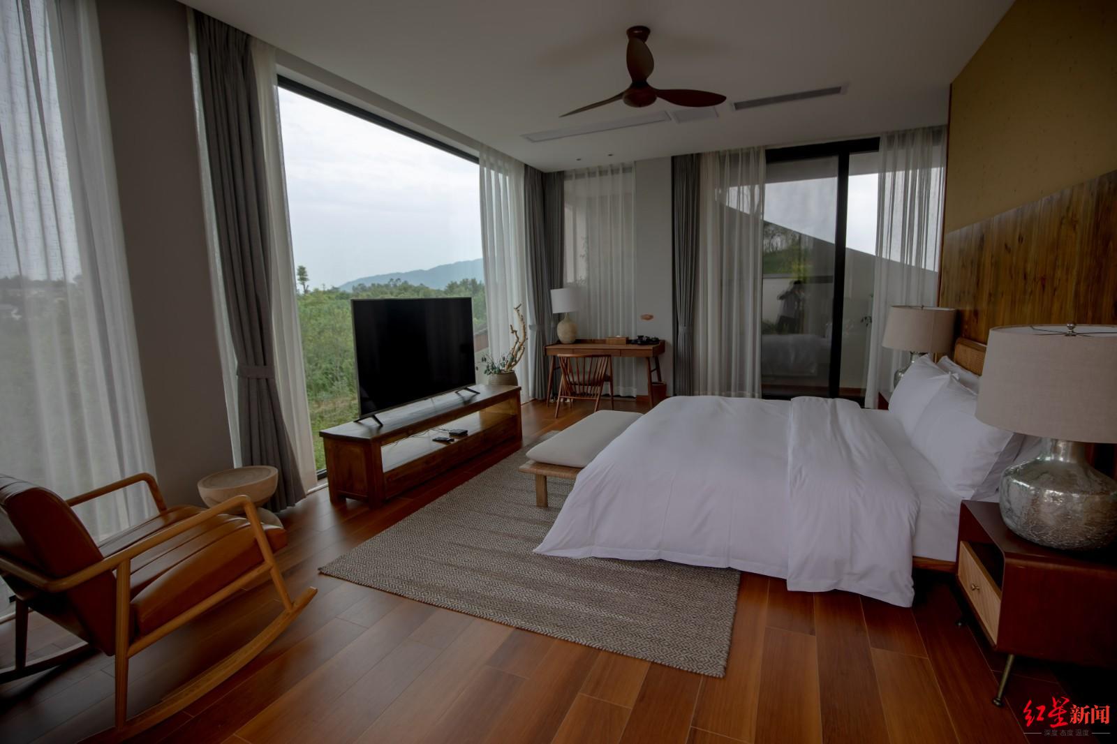 西郊雅舍民宿 "我们的游客大多通过第三方平台预定,客源较稳定.