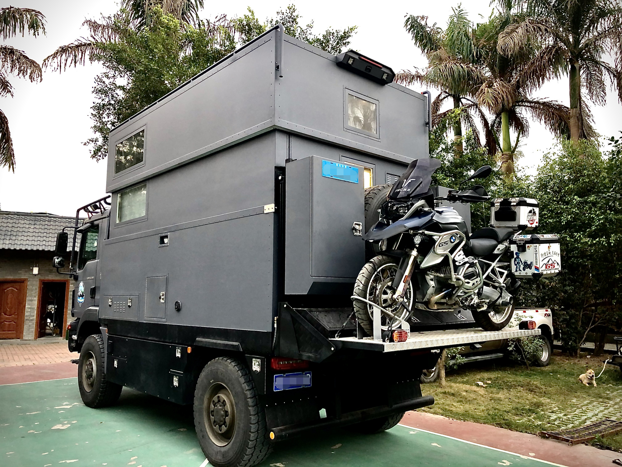 旅美速腾man指挥者房车2020带你游遍全世界