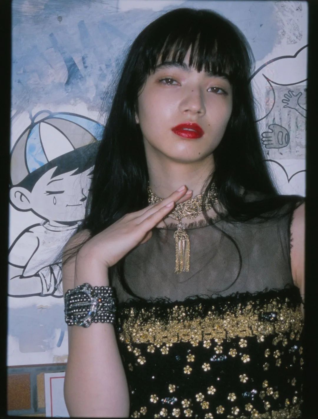 在高级厌世脸成为街头爆款的今天这几位初代厌世女正在不靠脸红出圈