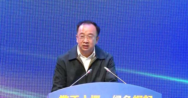 十堰市委常委,市政府常务副市长刘荣山主持仪式.