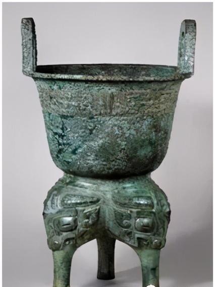 鬳yàn,蒸煮食具。