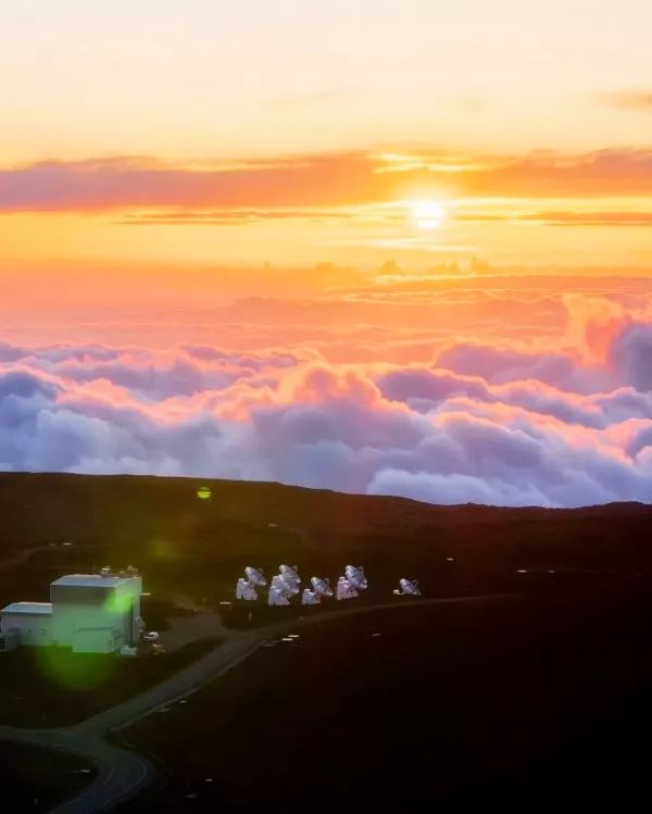 世界上最高的山峰（世界上最高的山峰是什么峰?高多少米?） 第1张