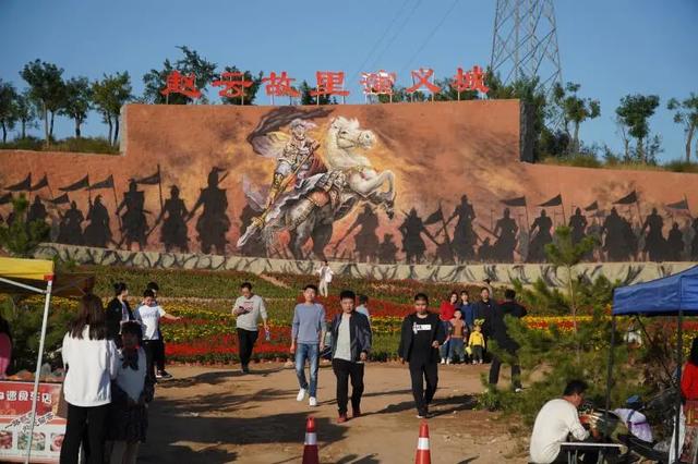 抓住最后一天假期,岐山湖赵云故里演义城精彩不断