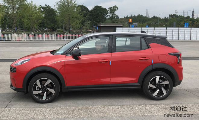 2020成都车展探馆:全新小型suv领克06