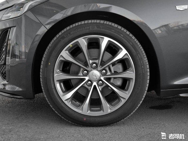 价格亲民颜值也能打动人心的凯迪拉克ct5