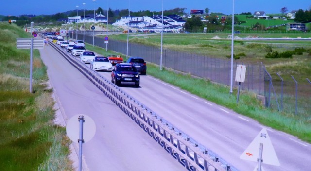 演绎极致色彩 明基W2700广色域投影机评测