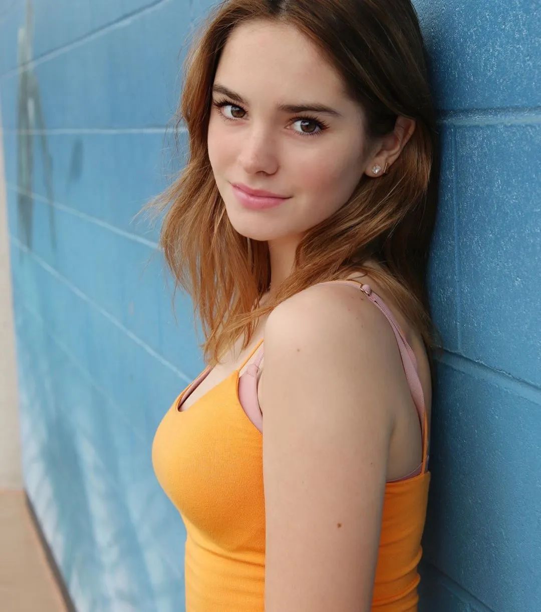 网球界的甜心芭比,1米72拥有逆天大长腿,这么完美居然只有15岁?