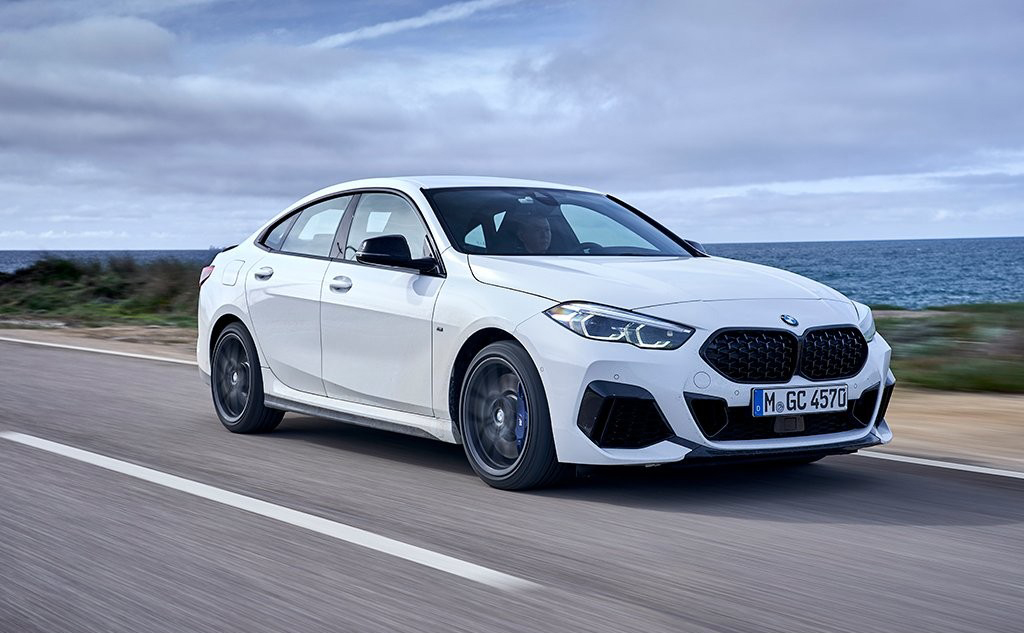 赏析宝马2系列顶配m235i xdrive四驱版__凤凰网