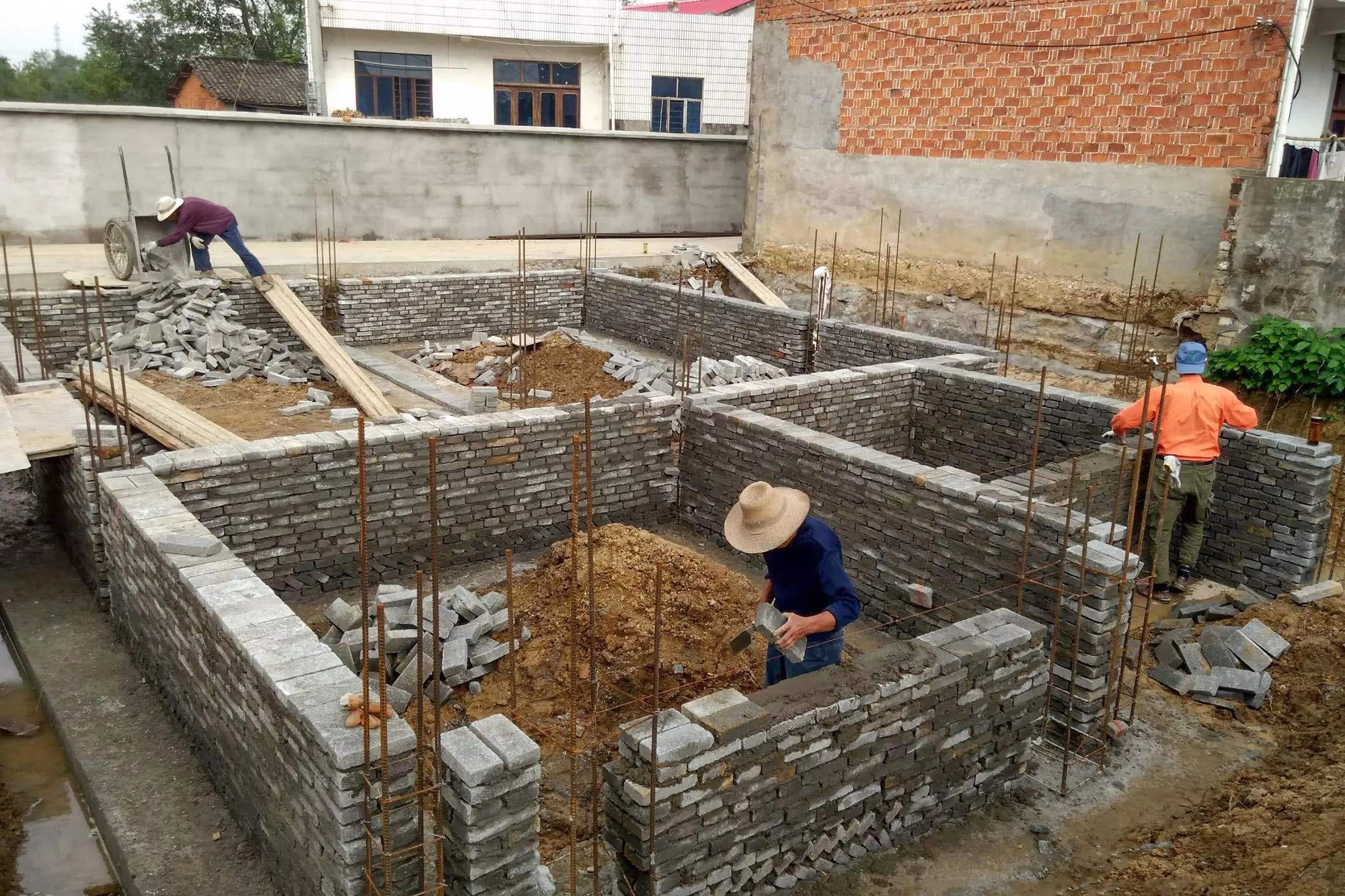 水泥寿命只有50年那么农村修那么多房子50年后还能住吗