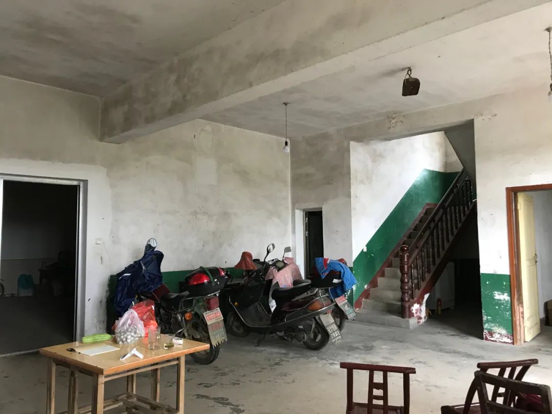 7月20日，蒋忠家的堂屋。新京报记者张惠兰摄
