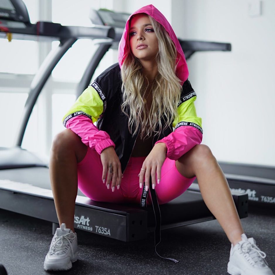 美女特辑:篮网拉拉队员——健身教练jill