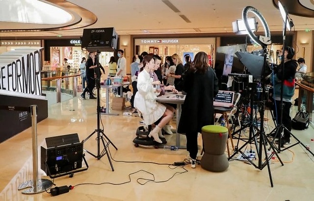 直播拯救商场除了带货还能更优雅