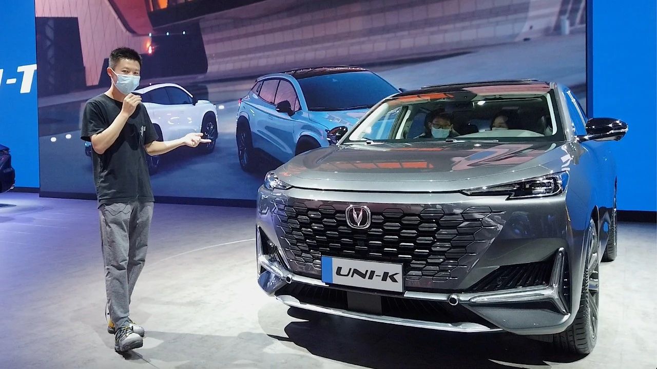 静态体验长安UNI-K：科幻设计与舒适大五座的集合体