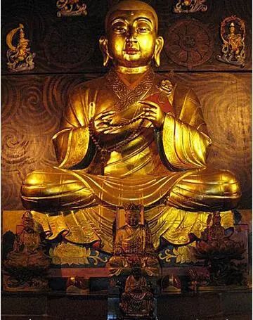 普庵祖师普庵入主慈化寺是在宋高宗绍兴23年(1153年),但他并不常住寺