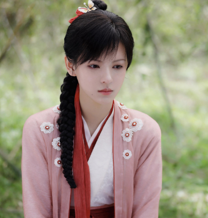 《琉璃》剧中袁冰妍小女生模样,完全看不出现实中已经28岁了__凤凰网