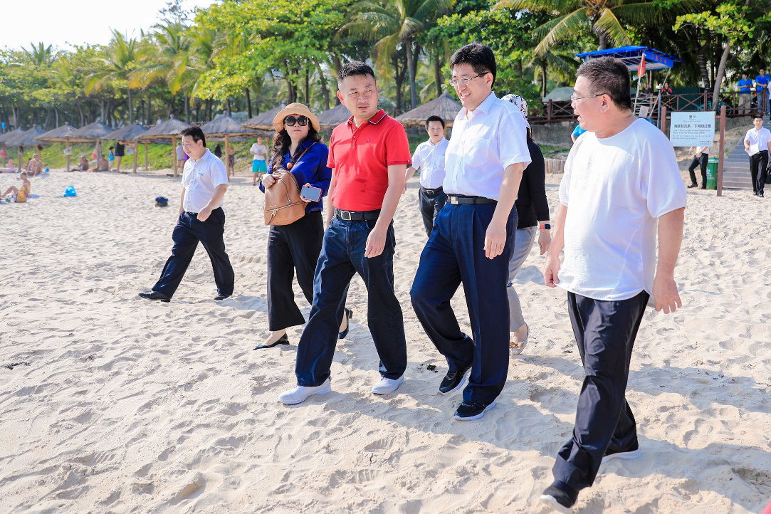 携程梁建章:第一批旅游复苏城市 我们对三亚非常有信心