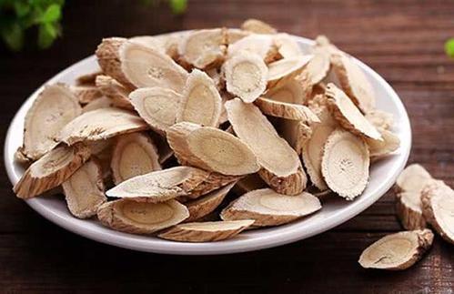 39岁男子,血脂太高引发脑溢血,医生:牢记饭后3不做,睡前2不宜