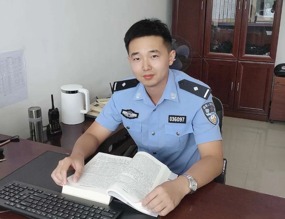 刚刚28岁民警担任派出所长