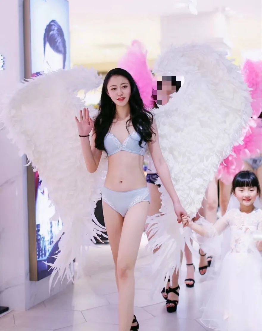 模特秀场 江南双面女神：新宇__凤凰网