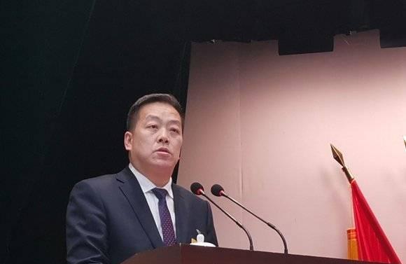 翟立波当选济南市中区区长 王蒙当选市中区监察委员会主任__凤凰网