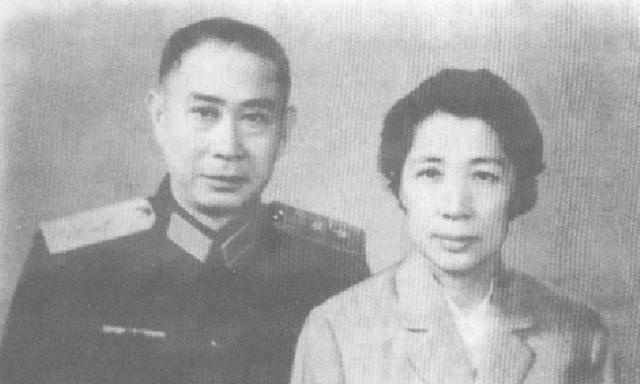 新中国首任驻藏大臣张经武的生前身后事__凤凰网