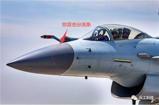 光秃秃的战斗机雷达罩,上面能有什么秘密?还真有